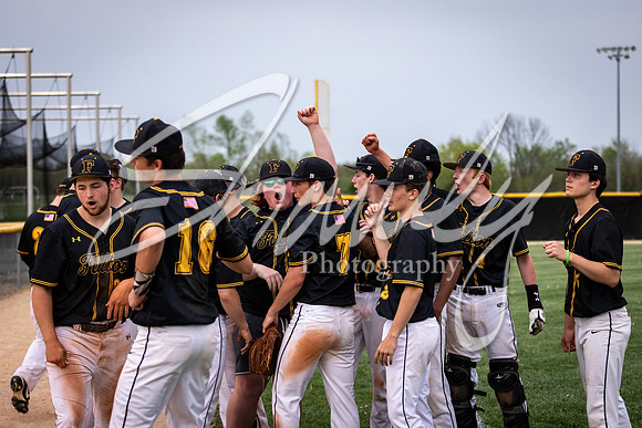 2021.04.27 FHS Baseball Vs. Moberly04984