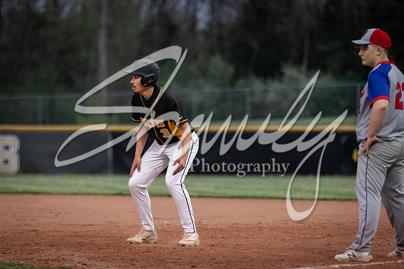 2021.04.27 FHS Baseball Vs. Moberly05773