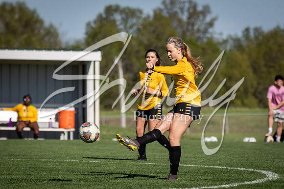 2021.04.29 FHS Girls Soccer Vs. Kirksville00124