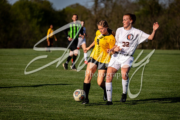 2021.04.29 FHS Girls Soccer Vs. Kirksville03365