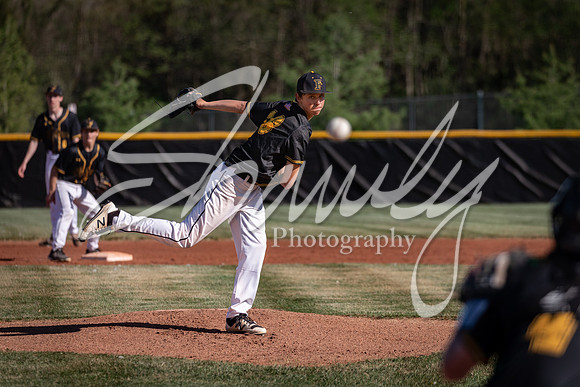 2021.04.30 FHS Baseball Vs. Mexico-9