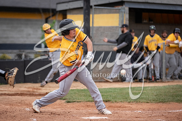 2021.05.04 FHS Baseball Vs. S. Boone00158