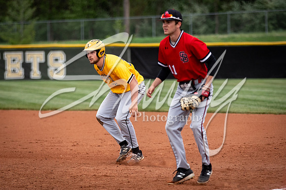 2021.05.04 FHS Baseball Vs. S. Boone00214