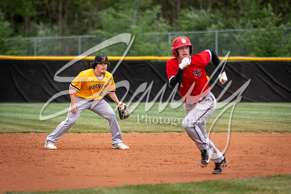 2021.05.04 FHS Baseball Vs. S. Boone00339