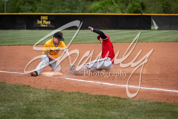 2021.05.04 FHS Baseball Vs. S. Boone00349