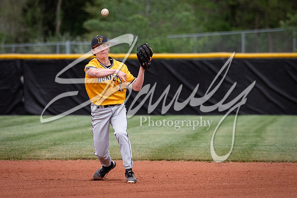 2021.05.04 FHS Baseball Vs. S. Boone01275