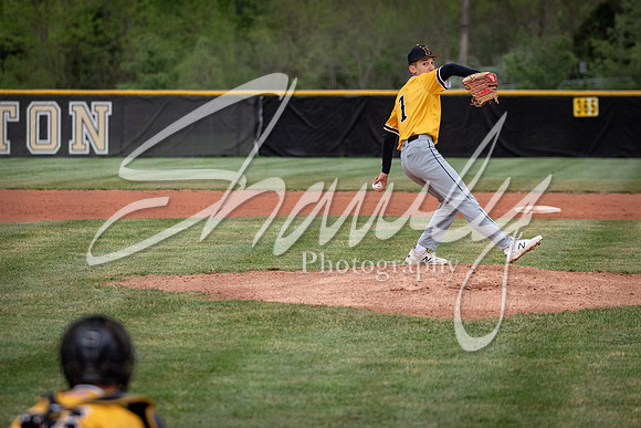 2021.05.04 FHS Baseball Vs. S. Boone01695