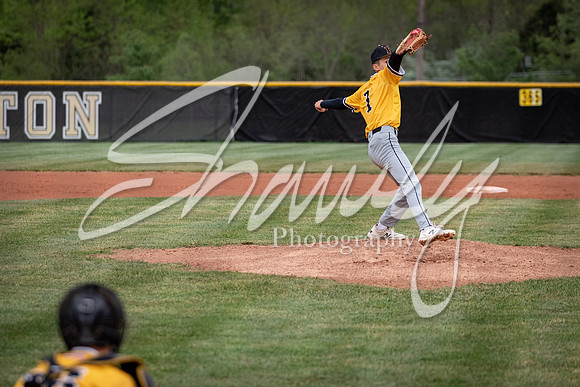 2021.05.04 FHS Baseball Vs. S. Boone01697