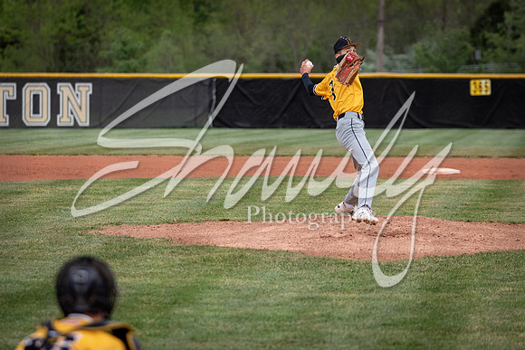 2021.05.04 FHS Baseball Vs. S. Boone01698