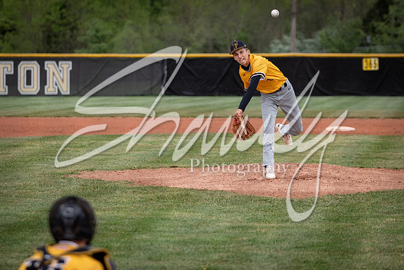 2021.05.04 FHS Baseball Vs. S. Boone01702
