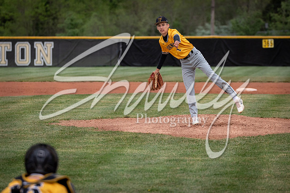 2021.05.04 FHS Baseball Vs. S. Boone01708