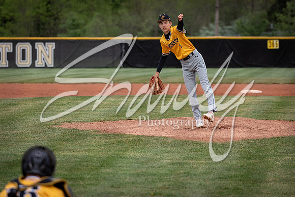 2021.05.04 FHS Baseball Vs. S. Boone01709
