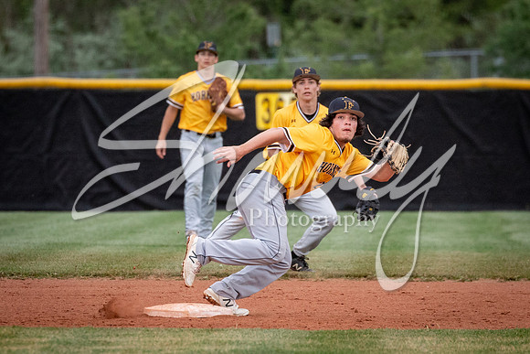 2021.05.04 FHS Baseball Vs. S. Boone01779