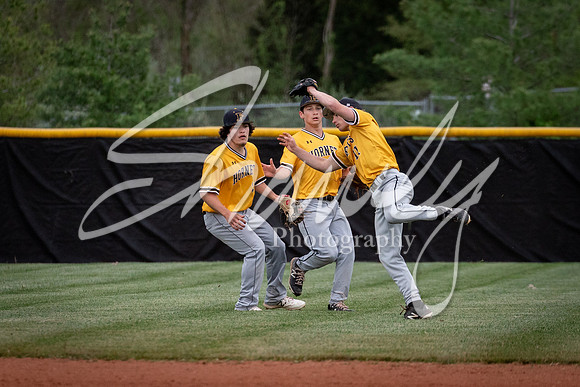 2021.05.04 FHS Baseball Vs. S. Boone01938