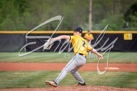 2021.05.04 FHS Baseball Vs. S. Boone02842