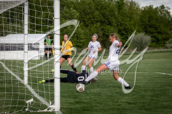 2021.05.06 Girls Soccer Vs. Moberly03148