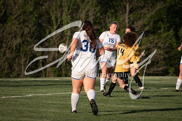 2021.05.06 Girls Soccer Vs. Moberly04141