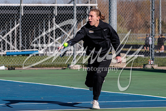 2022.04.18 FHS Boys Tennis Vs. Moberly0532