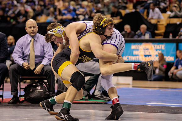 2022.02.19 MSHSAA State Wrestling 138lb Championship0543