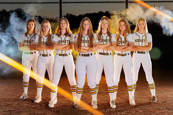 2023.08.27 FHS Softball Seniors00373