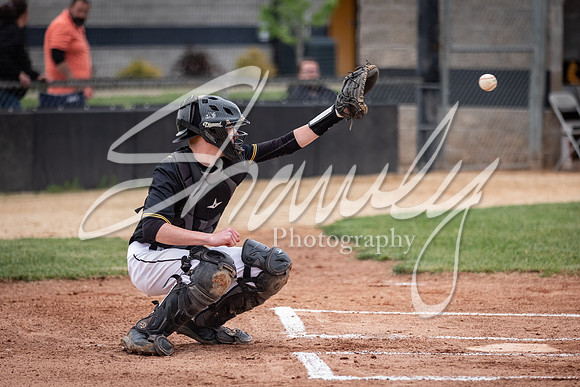 2021.05.10 FHS Baseball Vs. S. Callaway00041