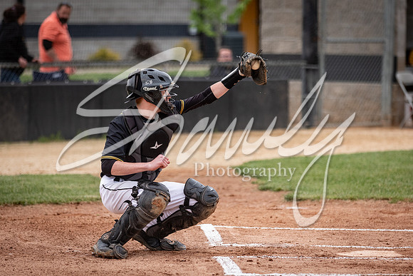 2021.05.10 FHS Baseball Vs. S. Callaway00042