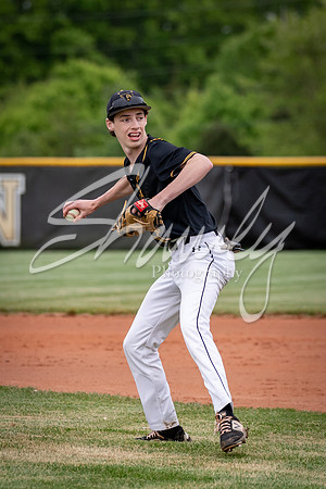 2021.05.10 FHS Baseball Vs. S. Callaway01940