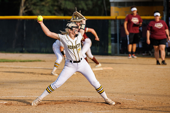 2023.08.29 FHS Softball Vs. Eldon02038