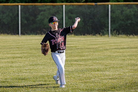 2022.05.16 Pirates Vs. Show1694
