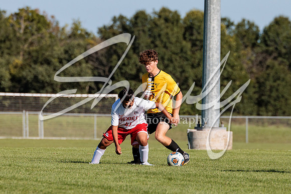 2023.08.31 FHS Soccer Vs. Mexico00127