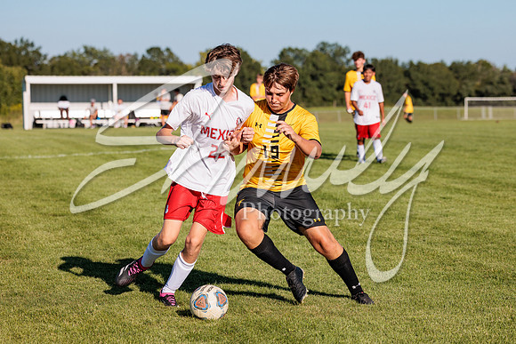 2023.08.31 FHS Soccer Vs. Mexico00944