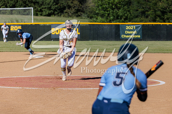 2023.09.01 FHS Softball Vs. Father Tolton00025