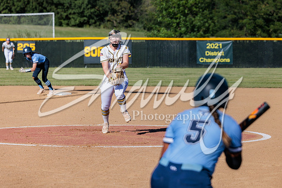 2023.09.01 FHS Softball Vs. Father Tolton00026