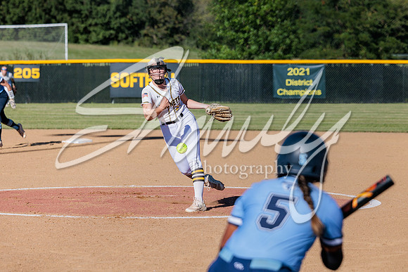 2023.09.01 FHS Softball Vs. Father Tolton00031