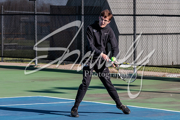 2022.04.18 FHS Boys Tennis Vs. Moberly0472