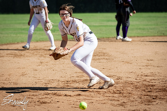 2021.10.16 FHS Softball Vs. Hallsville Districts-00019