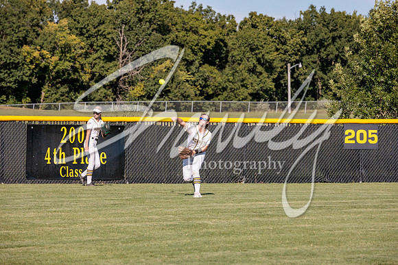 2022.09.12 FHS Softball Vs. Blair Oaks2285