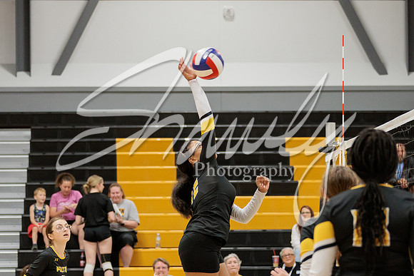 2023.09.11 FHS Volleyball Vs. Osage00354