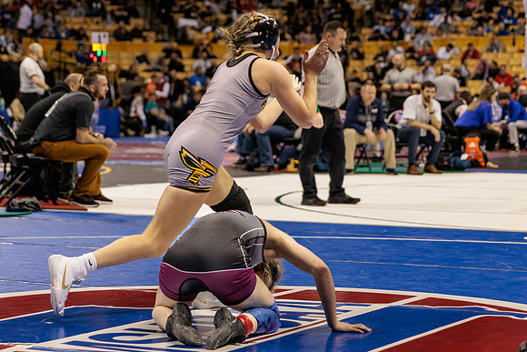 2022.02.18 MSHSAA State Wrestling Rnd3 Wrestlebacks0461