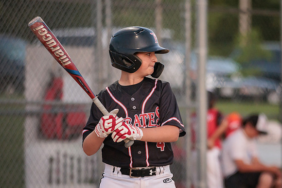 2022.05.16 Pirates Vs. Show4433