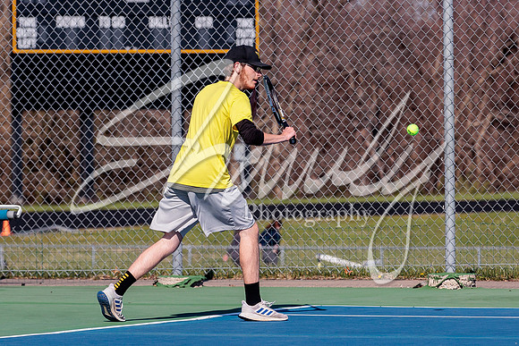2022.04.18 FHS Boys Tennis Vs. Moberly0140