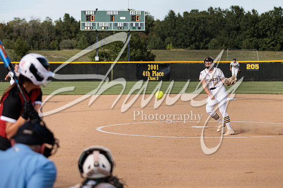 2022.09.01 FHS Softball Vs. Marshall1744