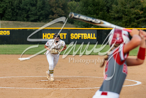 2022.09.15 FHS Softball Vs. Mexico0253
