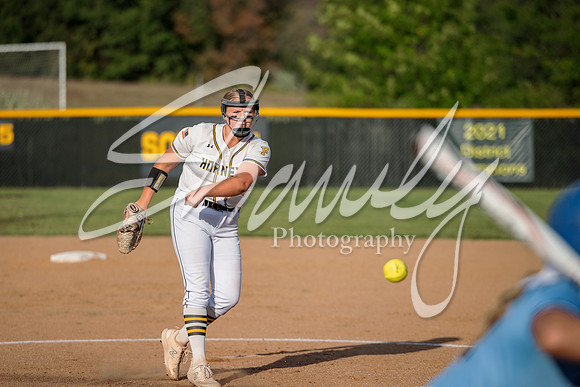 2023.10.03 FHS Softball Vs. Boonville (Senior Night)00500