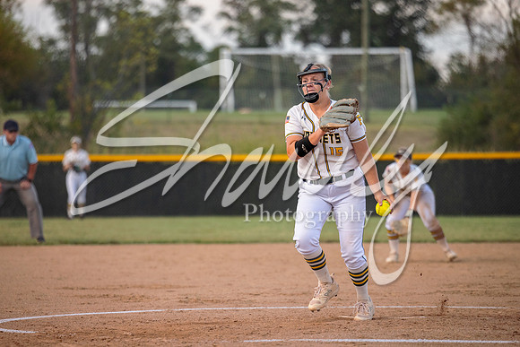 2023.10.03 FHS Softball Vs. Boonville (Senior Night)00950