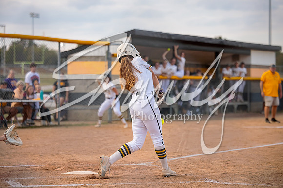 2023.10.03 FHS Softball Vs. Boonville (Senior Night)01130