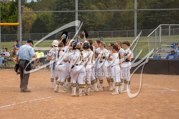 2023.10.03 FHS Softball Vs. Boonville (Senior Night)01789