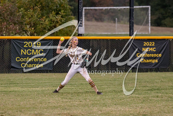 2023.10.03 FHS Softball Vs. Boonville (Senior Night)02309
