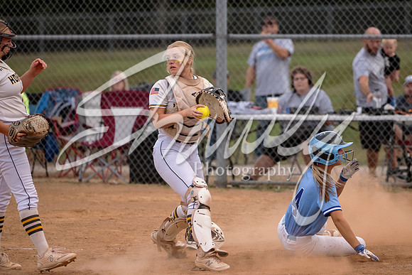 2023.10.03 FHS Softball Vs. Boonville (Senior Night)02337