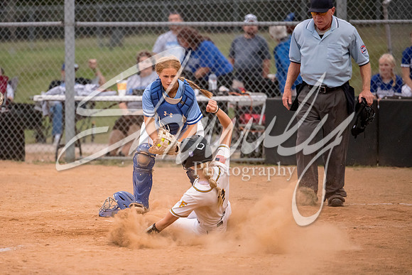 2023.10.03 FHS Softball Vs. Boonville (Senior Night)02798